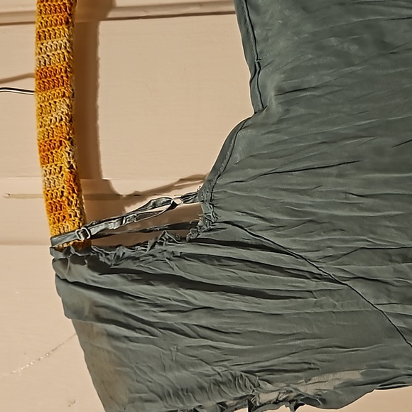 Two Maurices Blouses size XL Grey long sleeve with tie and sage green short lay - Picture 7 of 12